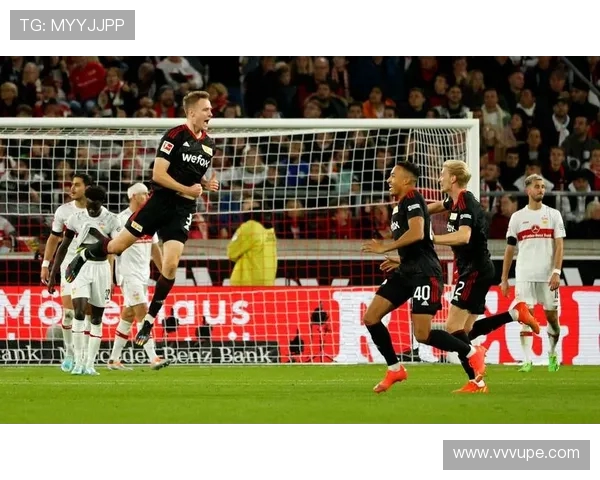 门兴格拉德巴赫3-1胜科隆 凯文迪克斯点射破门 塔巴科维奇助攻进球 门兴格拉德巴赫3-1胜科隆 凯文迪克斯点射破门 塔巴科维奇助攻进球